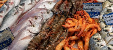 View of fish stall in the market of Sanary-sur-mer, France.