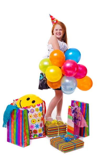 Beetje mooi meisje haar verjaardag viert — Stockfoto