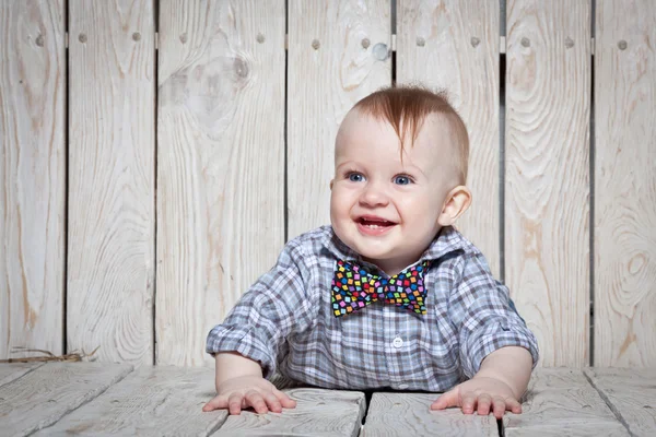 Stijlvolle grappige kleine jongen — Stockfoto