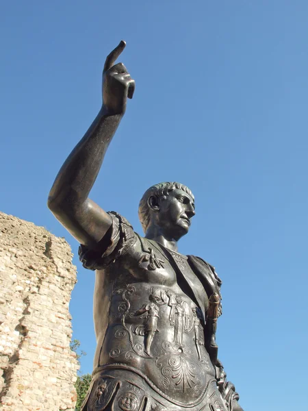 Estátua do Imperador Trajano — Fotografia de Stock