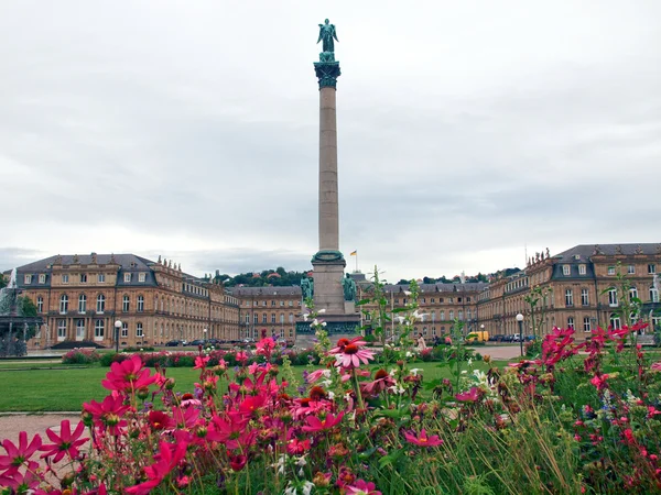 Schlossplatz (Hradní náměstí) Stuttgart — Stock fotografie