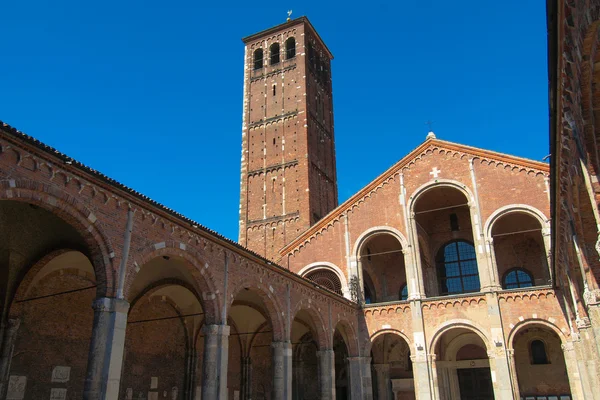 Iglesia de Sant Ambrogio, Milán — Foto de Stock
