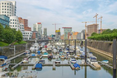Düsseldorf mediahafen Limanı