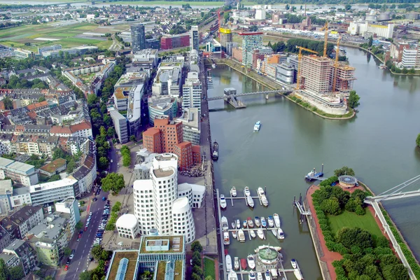 Porto de Duesseldorf mediahafen — Fotografia de Stock