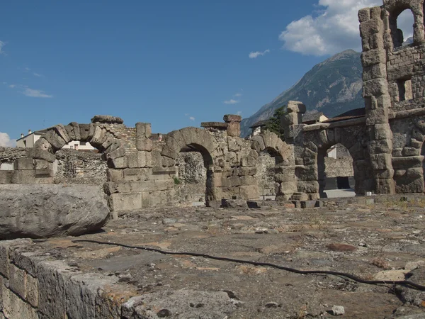 Romerska teatern aosta — Stockfoto