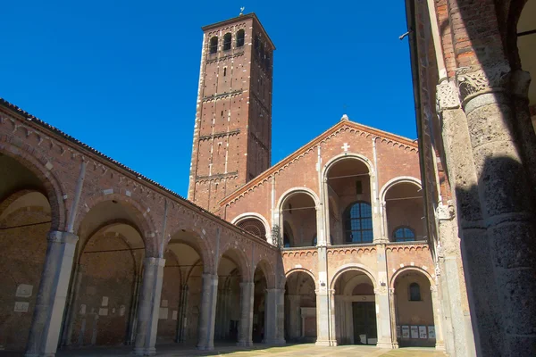 Sant ambrogio kerk, Milaan — Stockfoto