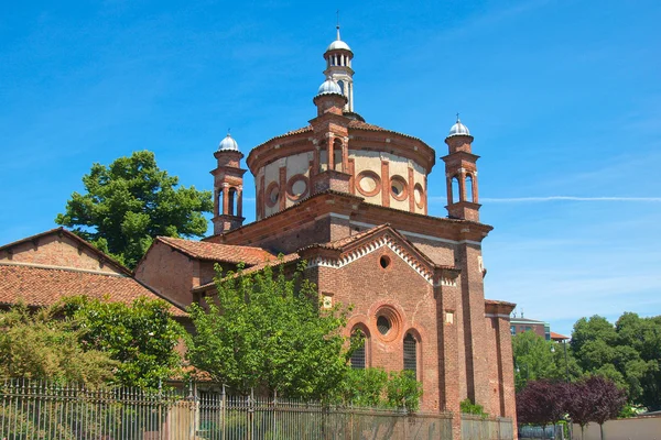 Sant Eustorgio church, Milan — Stock Photo, Image