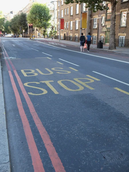Автобусна зупинка знак — стокове фото