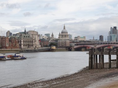 Londra 'da Thames Nehri
