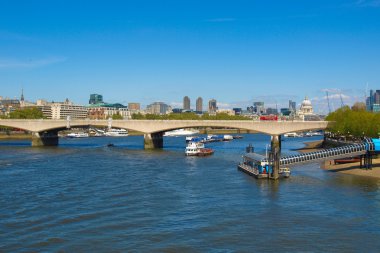 Londra 'da Thames Nehri