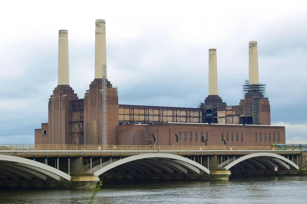 Battersea powerstation, Londen — Stockfoto