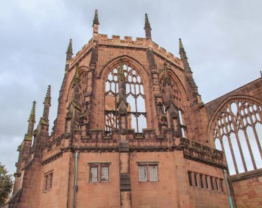 Coventry Katedrali Harabeleri