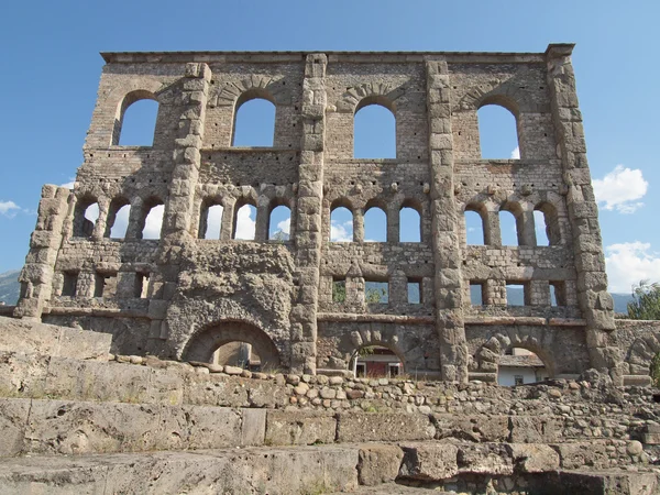 Teatr rzymski aosta — Zdjęcie stockowe