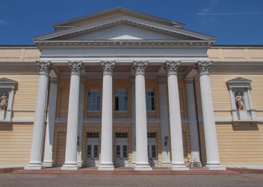 Darmstadt eski tiyatro