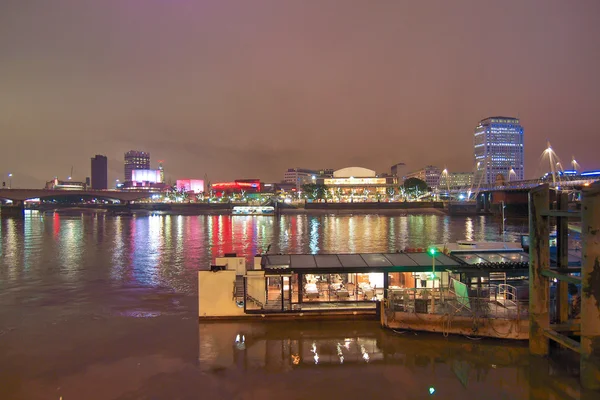 River Thames South Bank, Londres —  Fotos de Stock