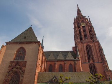 Frankfurt Katedrali'ne