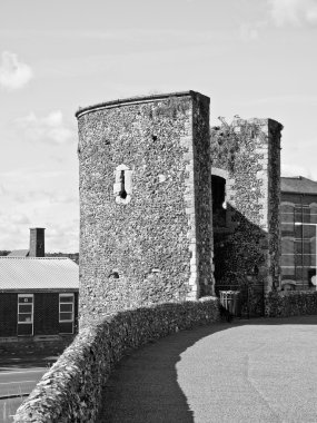 Canterbury şehir duvarları