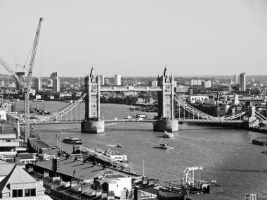 Kule Köprüsü, Londra