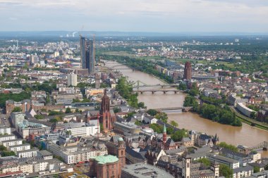 Frankfurt am ana, Almanca