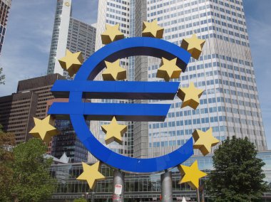 Frankfurt am main, Almanya - 5 Temmuz 2013: Avrupa Merkez Bankası'nın dünya ünlü inşa.