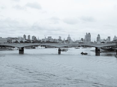 Londra 'da Thames Nehri