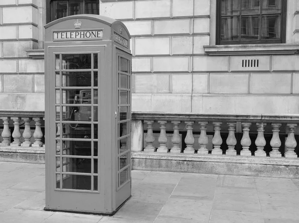 Londra telefon kulübesi — Stok fotoğraf