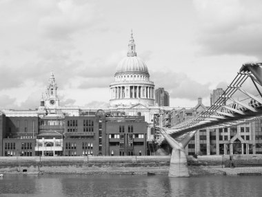 Saint paul, İngiltere