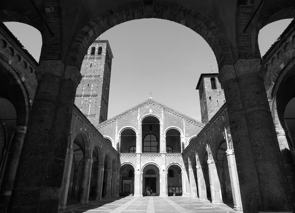 Igreja de Sant Ambrogio, Milão — Fotografia de Stock