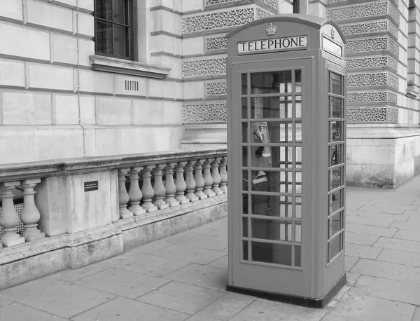 Londra telefon kulübesi — Stok fotoğraf