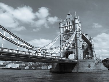 Kule Köprüsü, Londra