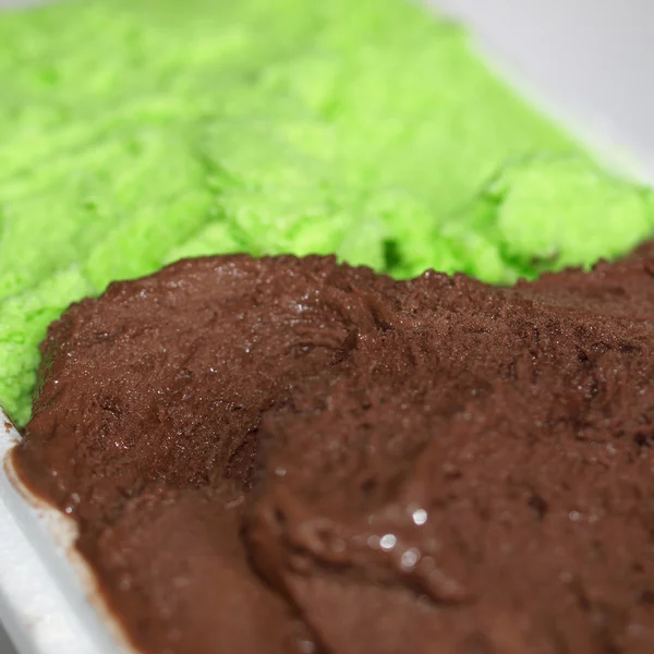 Gelato alla menta e cioccolato — Foto Stock