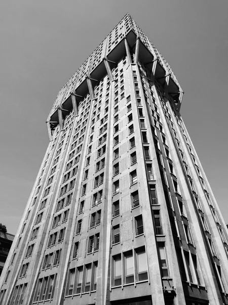 Torre Velasca, Milan — Stock Photo, Image