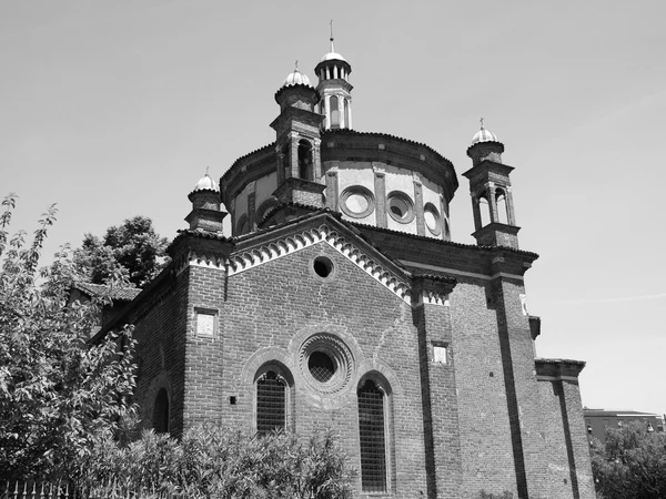 Sant Eustorgio church, Milan — Stock Photo, Image