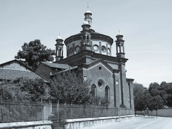 Sant Eustorgio church, Milan — Stock Photo, Image