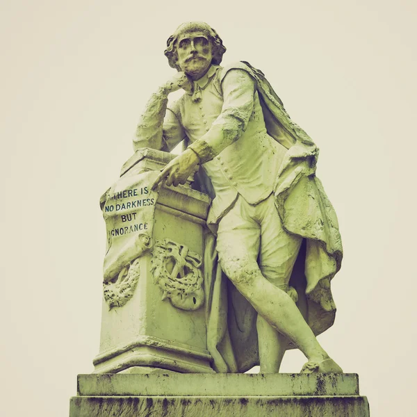 Статуя Шекспира — стоковое фото