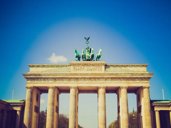 Retro-look brandenburger tor, berlin — Stockfoto
