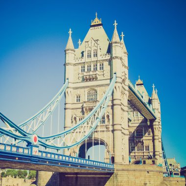 Vintage bir görünüm tower bridge Londra