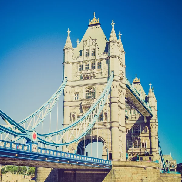 Vintage вигляд Tower Bridge Лондон — стокове фото