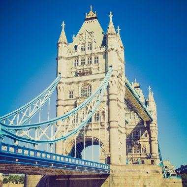 Vintage bir görünüm tower bridge Londra