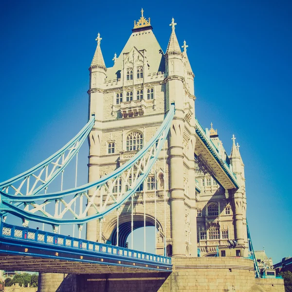 Vintage вигляд Tower Bridge Лондон — стокове фото