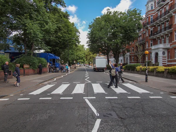 Abbey road Londra İngiltere — Stok fotoğraf