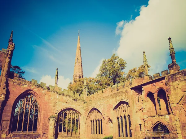 Mirada retro ruinas de la catedral de Coventry —  Fotos de Stock