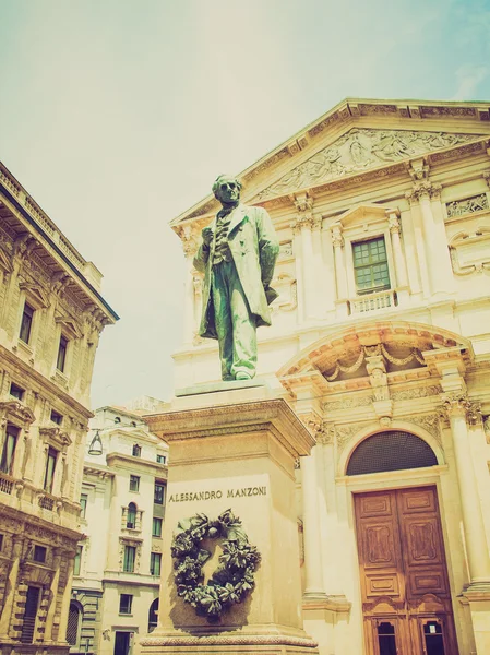 Статуя Манцони, Милан — стоковое фото