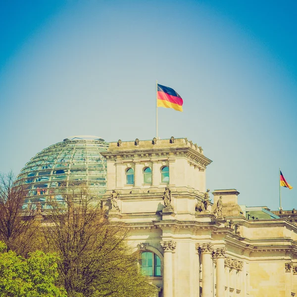 Retro utseende Reichstag, Berlin — Stockfoto