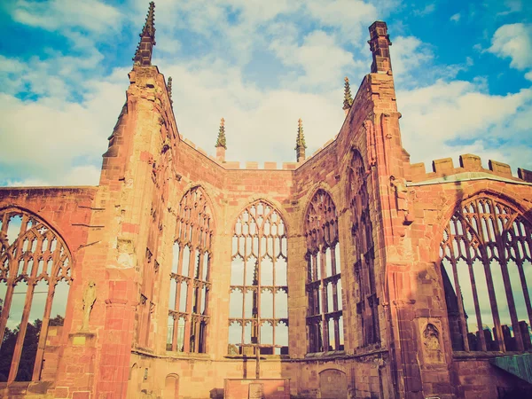 Mirada retro ruinas de la catedral de Coventry — Foto de Stock