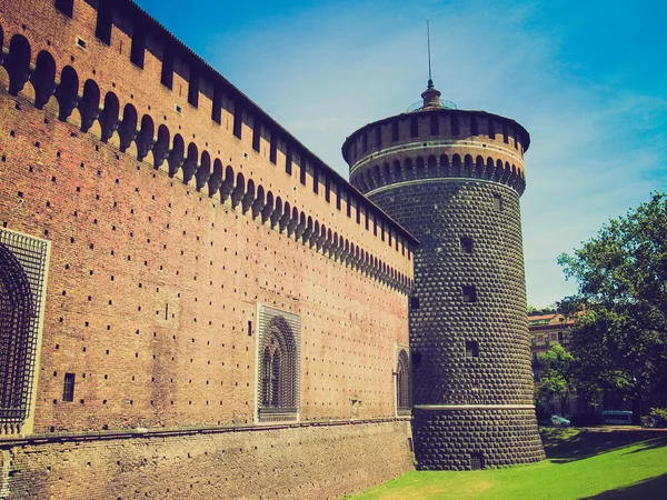Aspecto retro Castello Sforzesco, Milán —  Fotos de Stock