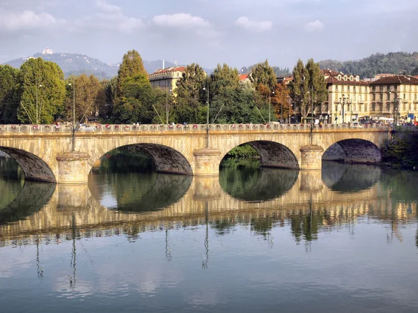 Floden po, turin — Stockfoto