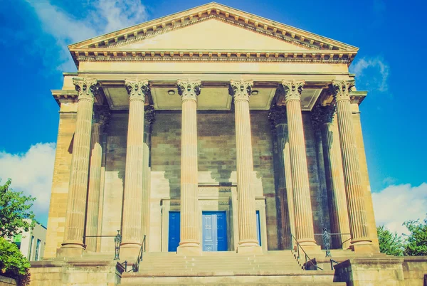 Retro op zoek wellington kerk, glasgow — Stockfoto