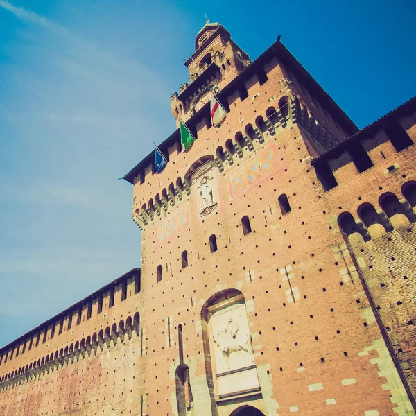 Aspecto retro Castello Sforzesco, Milán —  Fotos de Stock