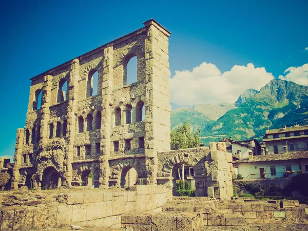 Retro look Romeins theater Aosta — Stockfoto